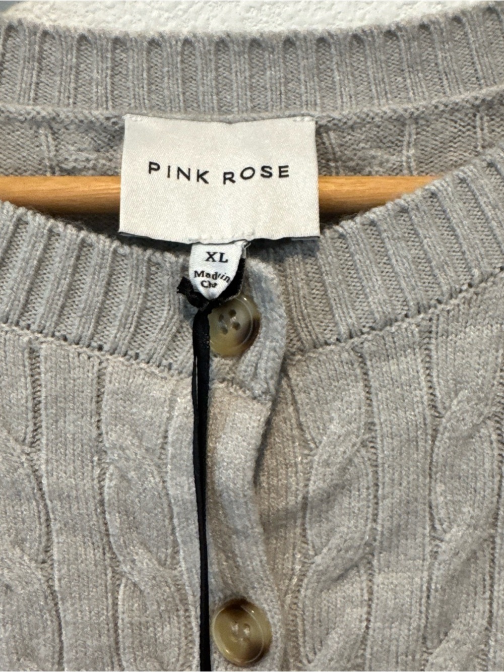 NWT Pink Rose Women’s Grey Cable Knit Button-Up Cardigan Sweater Crew Neck XL - Picture 3 of 6